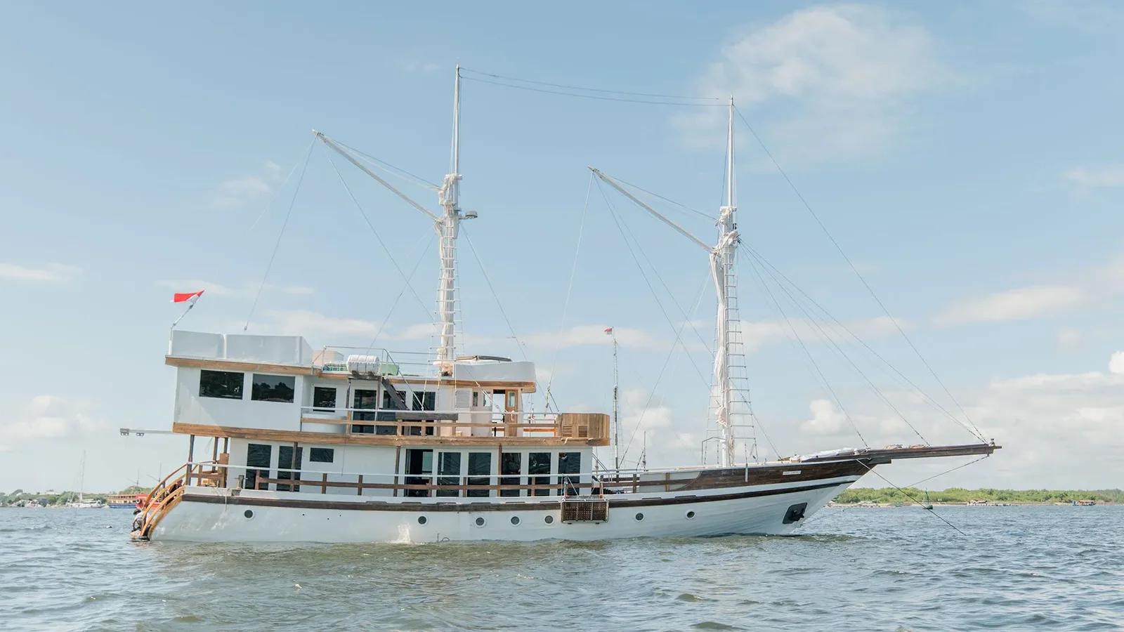 Kayra Phinisi Yacht Exterior