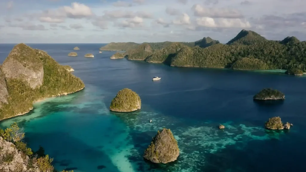 Raja Ampat Season Guide For 2027