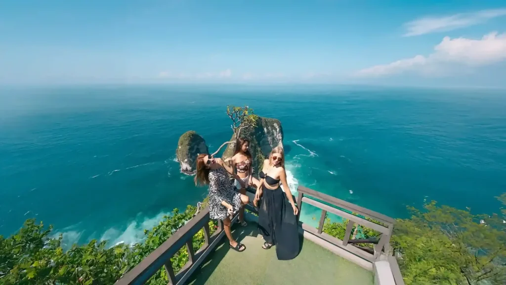 Choosing the right Bali liveaboard route and region
