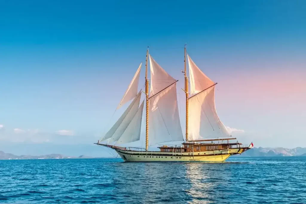 Lamima Exterior 2 — Liveaboard Bali network photo